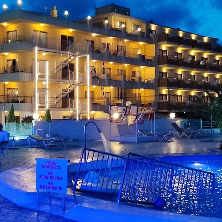 Bj Bei Juan Hostal S'Illot  Buitenkant foto