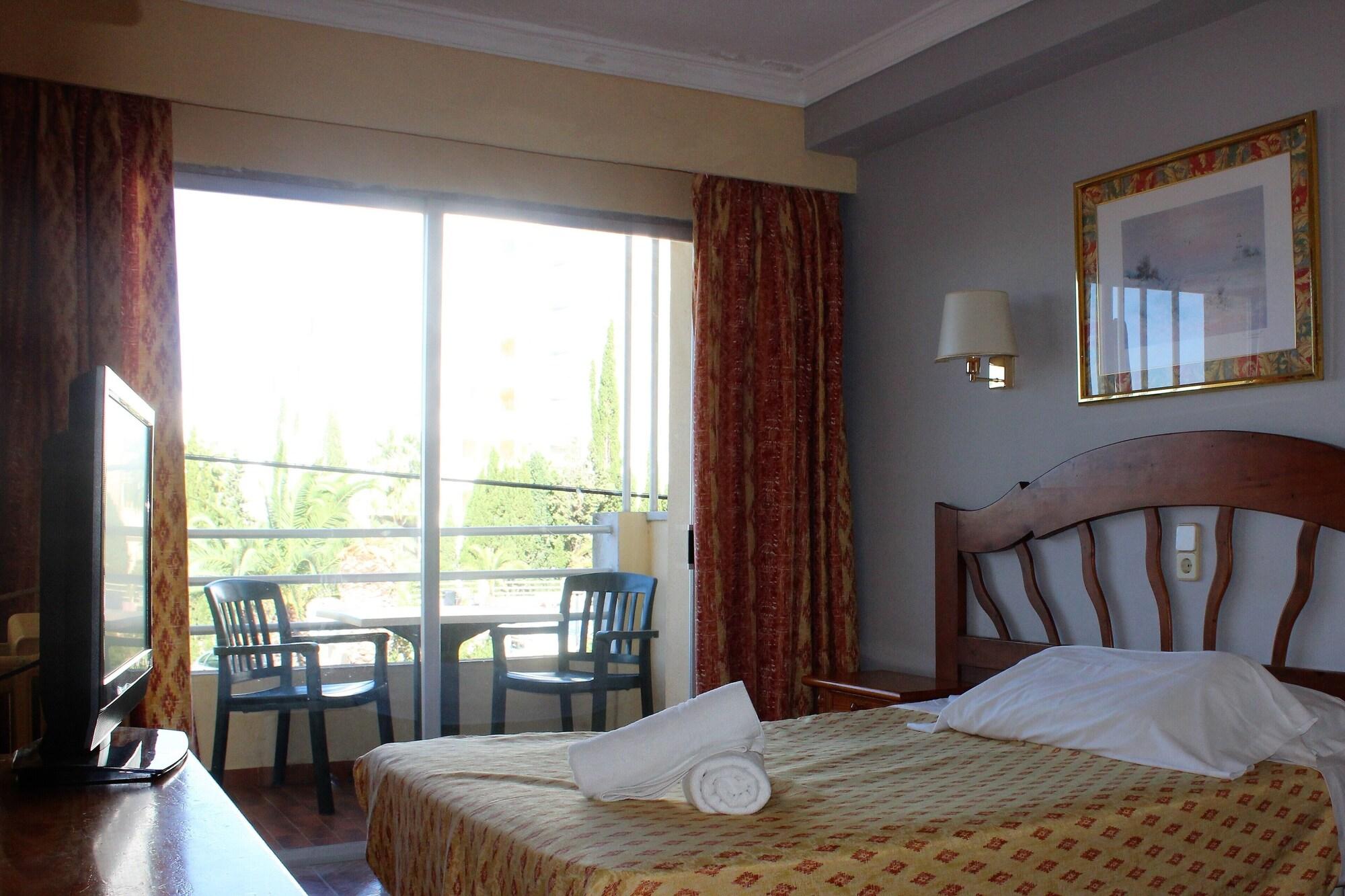 Bj Bei Juan Hostal S'Illot  Buitenkant foto