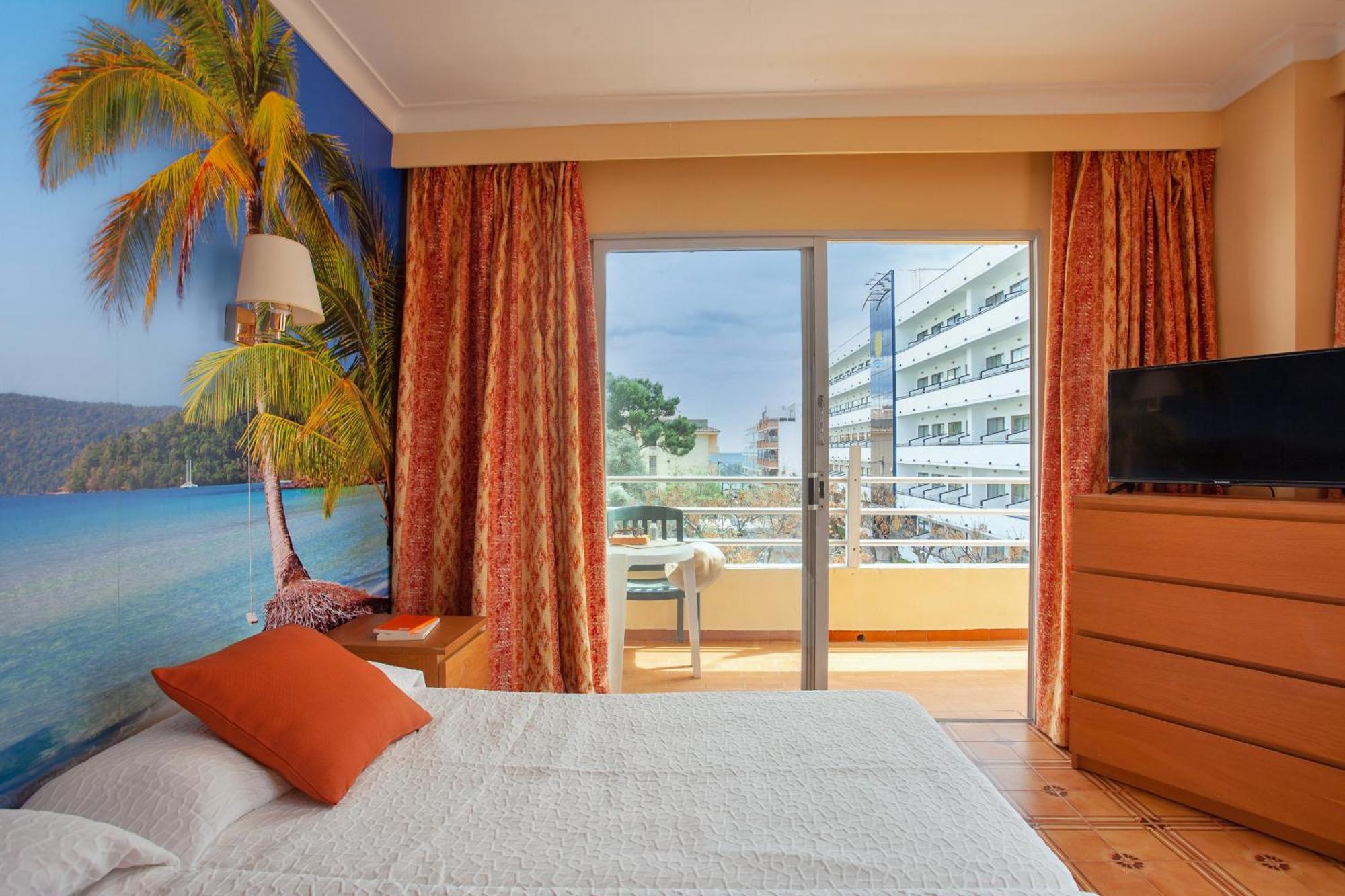 Bj Bei Juan Hostal S'Illot  Buitenkant foto